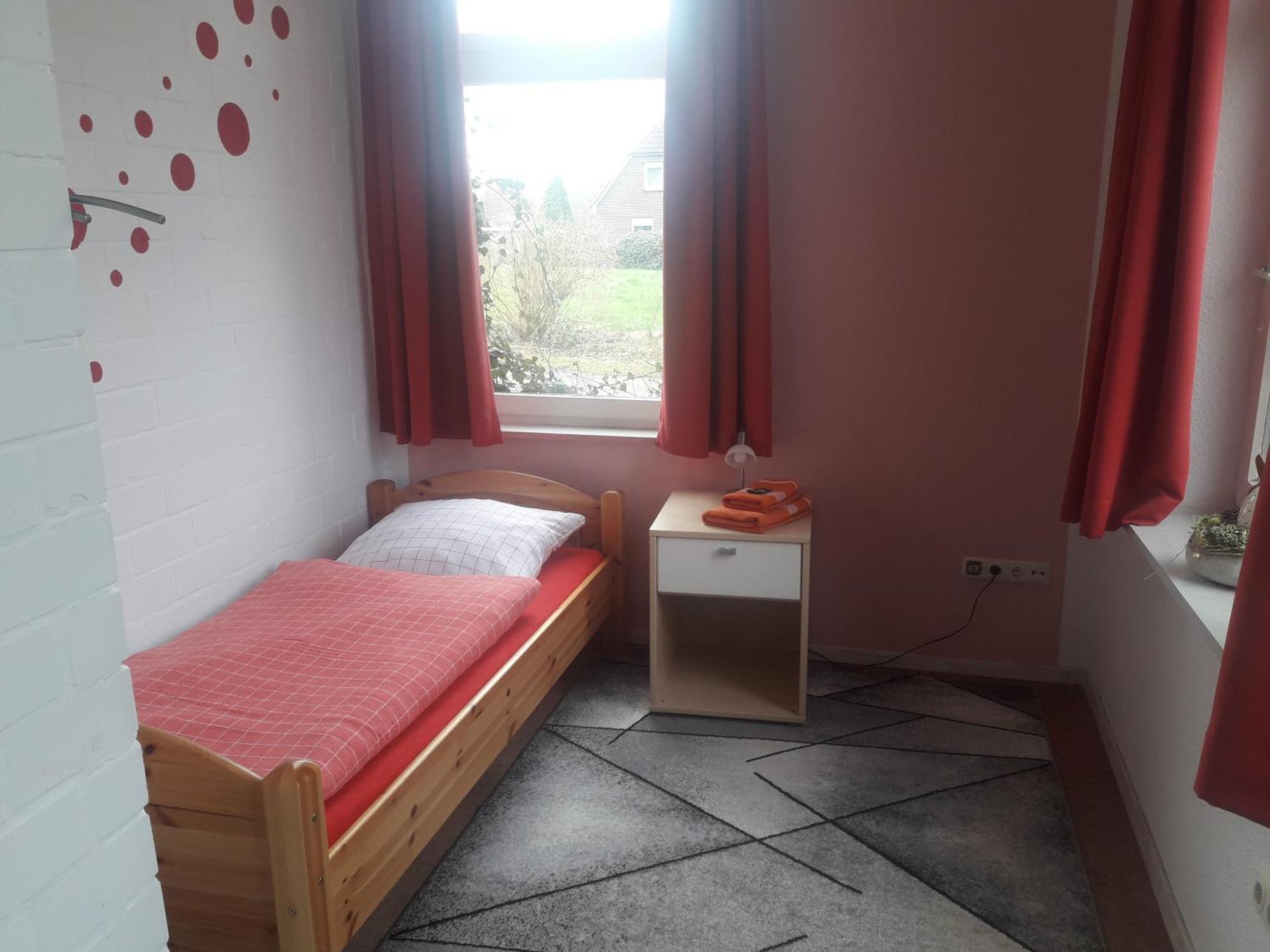 Das Haus Mit Der Roten Telefonzelle 아펜 외부 사진